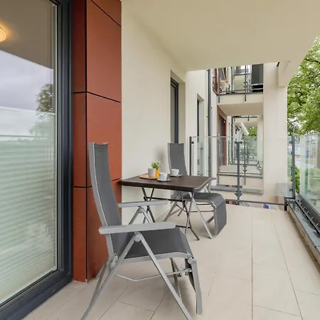River And Port View Apartment By Noclegi Renters Swinemünde Exterior foto