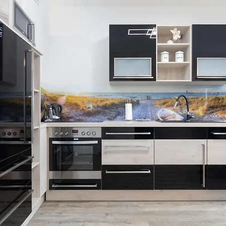 River And Port View Apartment By Noclegi Renters Swinemünde Exterior foto