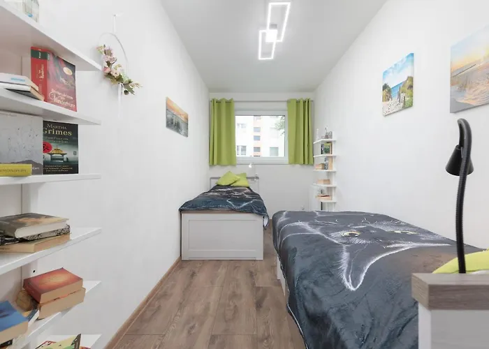 River And Port View Apartment By Noclegi Renters
