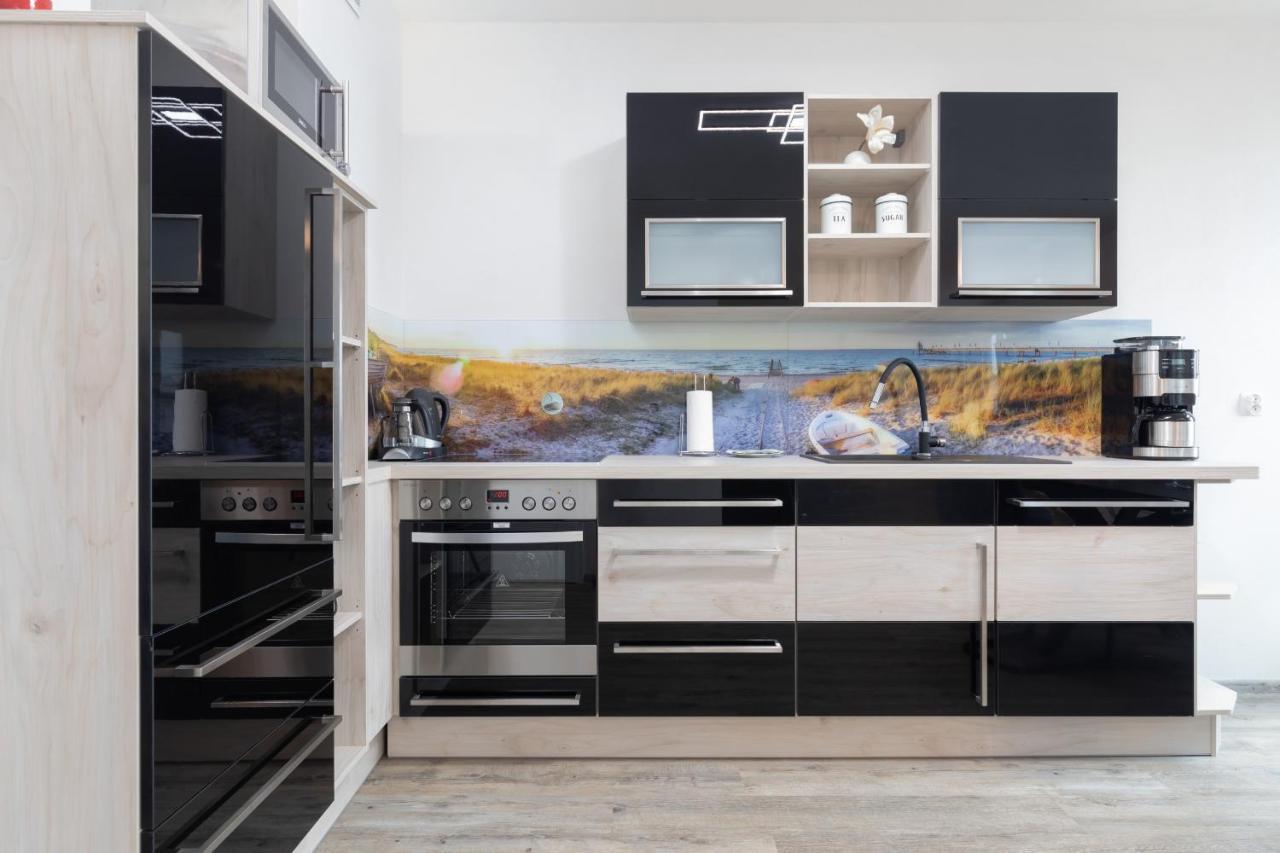 River And Port View By Renters