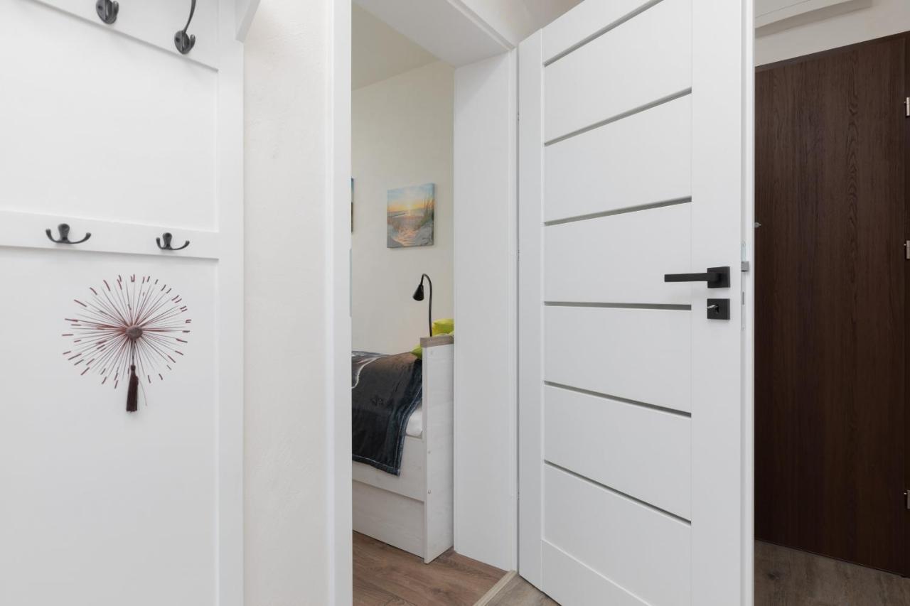 River And Port View By Renters